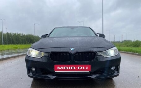 BMW 3 серия, 2012 год, 1 500 000 рублей, 10 фотография