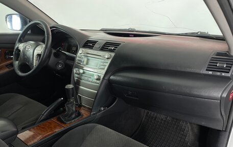 Toyota Camry, 2007 год, 749 000 рублей, 10 фотография