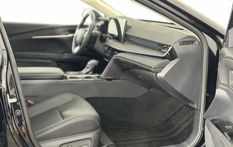 Toyota Camry, 2024 год, 4 170 000 рублей, 14 фотография