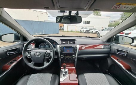 Toyota Camry, 2013 год, 1 369 000 рублей, 14 фотография