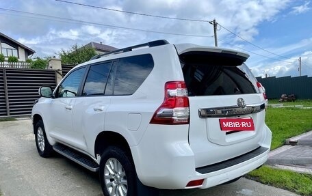 Toyota Land Cruiser Prado 150 рестайлинг 2, 2016 год, 3 820 000 рублей, 5 фотография