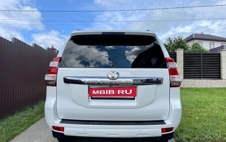 Toyota Land Cruiser Prado 150 рестайлинг 2, 2016 год, 3 820 000 рублей, 4 фотография
