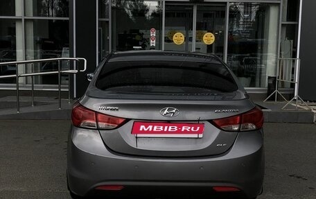 Hyundai Elantra V, 2011 год, 930 000 рублей, 6 фотография