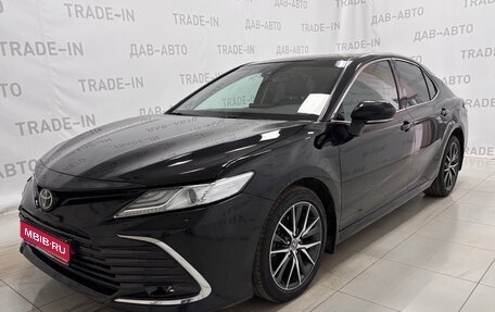 Toyota Camry, 2021 год, 2 999 000 рублей, 1 фотография