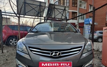 Hyundai Solaris II рестайлинг, 2016 год, 920 000 рублей, 1 фотография