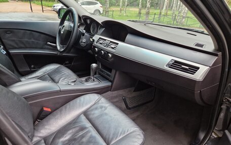 BMW 5 серия, 2006 год, 850 000 рублей, 15 фотография