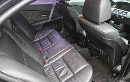 BMW 5 серия, 2006 год, 850 000 рублей, 16 фотография