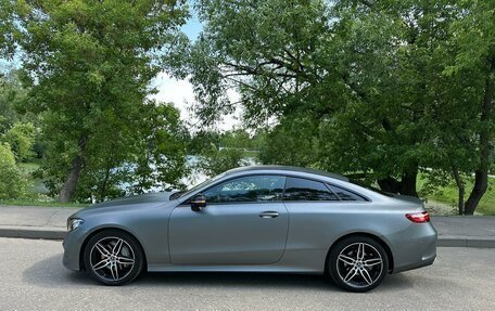 Mercedes-Benz E-Класс, 2018 год, 3 450 000 рублей, 5 фотография