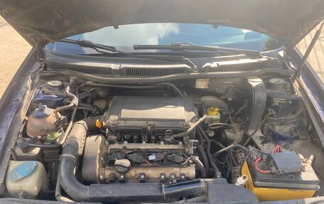Volkswagen Golf IV, 2002 год, 290 000 рублей, 2 фотография