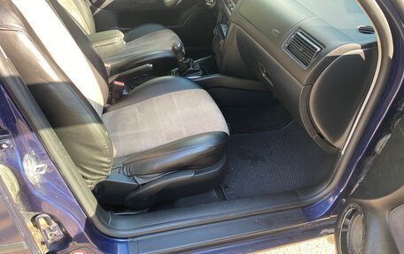 Volkswagen Golf IV, 2002 год, 290 000 рублей, 13 фотография