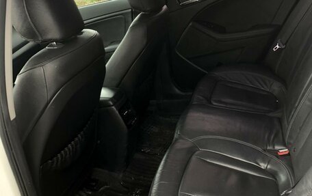 KIA K5 I рестайлинг, 2010 год, 1 350 000 рублей, 9 фотография