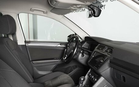 Volkswagen Tiguan II, 2017 год, 2 600 000 рублей, 4 фотография