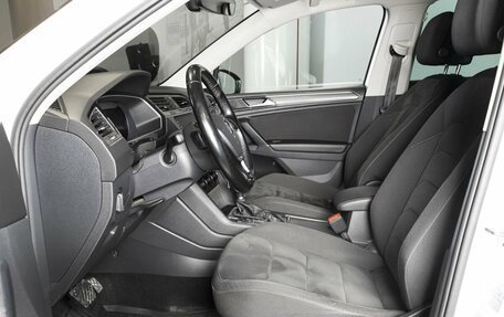 Volkswagen Tiguan II, 2017 год, 2 600 000 рублей, 11 фотография