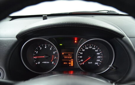Mitsubishi Outlander III рестайлинг 3, 2010 год, 700 000 рублей, 12 фотография