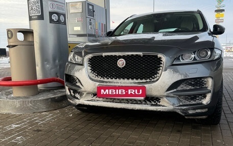 Jaguar F-Pace, 2017 год, 2 658 000 рублей, 11 фотография
