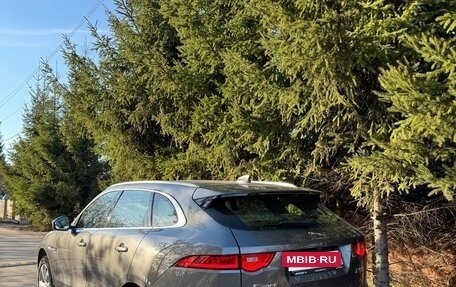 Jaguar F-Pace, 2017 год, 2 658 000 рублей, 7 фотография