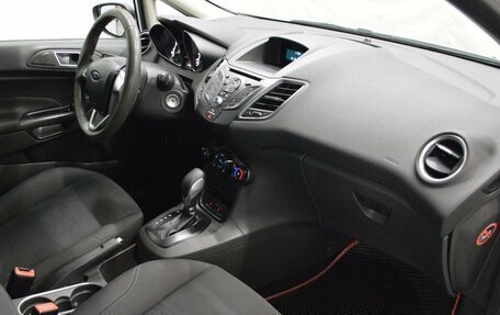 Ford Fiesta, 2016 год, 800 000 рублей, 12 фотография