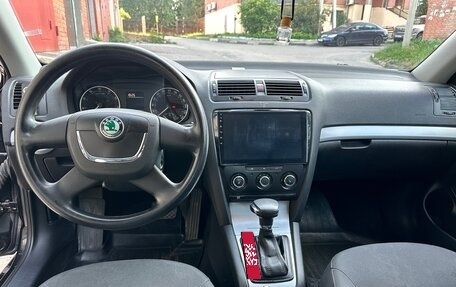 Skoda Octavia, 2010 год, 900 000 рублей, 9 фотография