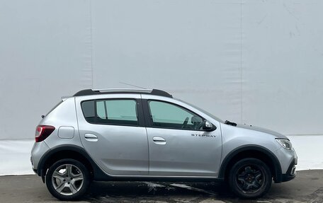 Renault Sandero II рестайлинг, 2020 год, 1 230 000 рублей, 4 фотография