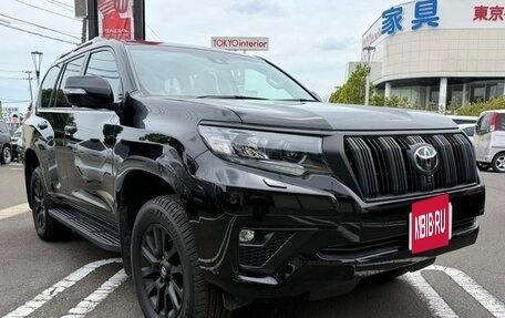 Toyota Land Cruiser Prado 150 рестайлинг 2, 2023 год, 4 895 000 рублей, 3 фотография