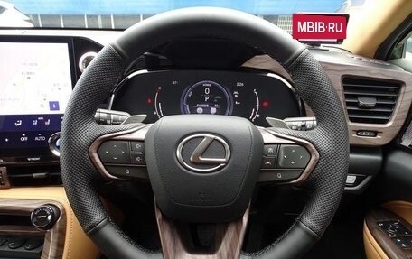 Lexus NX, 2023 год, 5 965 000 рублей, 9 фотография