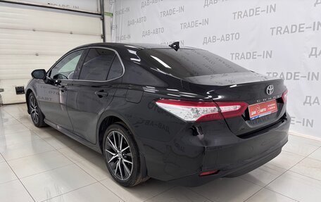 Toyota Camry, 2021 год, 2 999 000 рублей, 6 фотография