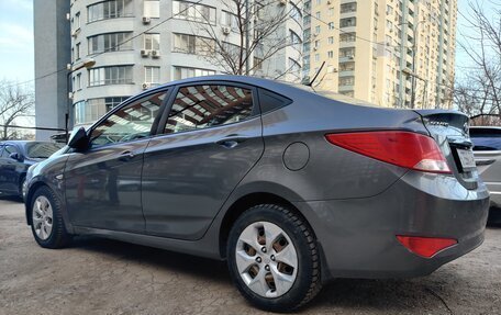 Hyundai Solaris II рестайлинг, 2016 год, 920 000 рублей, 19 фотография