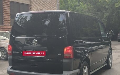 Volkswagen Caravelle T5, 2012 год, 1 980 000 рублей, 4 фотография