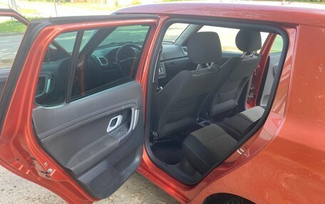 Skoda Fabia II, 2010 год, 735 000 рублей, 13 фотография