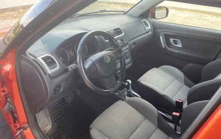 Skoda Fabia II, 2010 год, 735 000 рублей, 6 фотография
