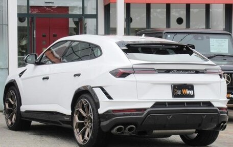 Lamborghini Urus I, 2024 год, 38 645 000 рублей, 4 фотография