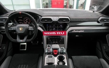 Lamborghini Urus I, 2024 год, 38 645 000 рублей, 6 фотография