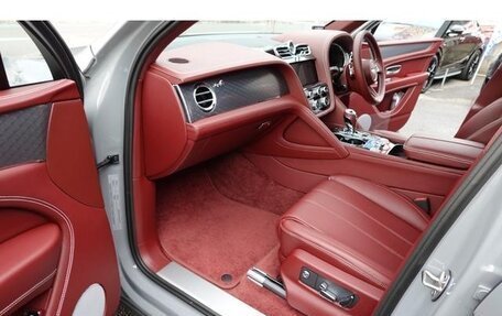 Bentley Bentayga I, 2024 год, 23 590 000 рублей, 12 фотография