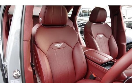 Bentley Bentayga I, 2024 год, 23 590 000 рублей, 13 фотография