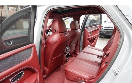 Bentley Bentayga I, 2024 год, 23 590 000 рублей, 15 фотография