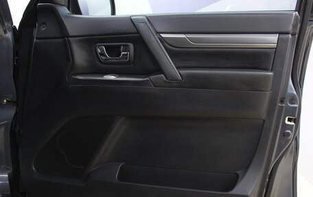 Mitsubishi Pajero IV, 2007 год, 1 580 000 рублей, 26 фотография