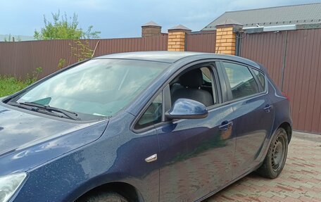 Opel Astra J, 2011 год, 680 000 рублей, 5 фотография