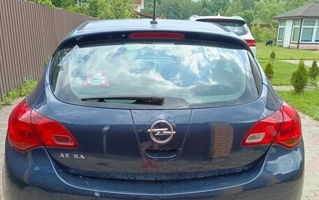 Opel Astra J, 2011 год, 680 000 рублей, 6 фотография