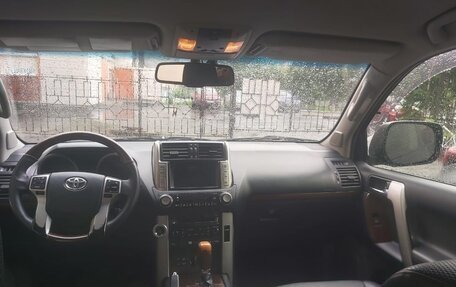 Toyota Land Cruiser Prado 150 рестайлинг 2, 2012 год, 2 550 000 рублей, 6 фотография