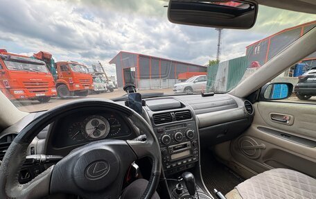 Lexus IS II рестайлинг 2, 2000 год, 1 010 000 рублей, 4 фотография