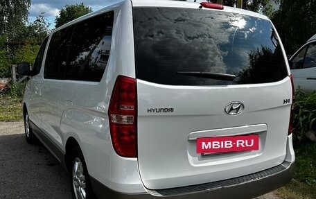 Hyundai H-1 II рестайлинг, 2016 год, 2 600 000 рублей, 4 фотография