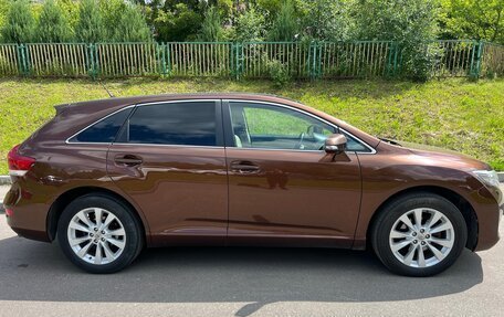 Toyota Venza I, 2014 год, 2 290 000 рублей, 4 фотография