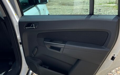 Opel Zafira B, 2011 год, 850 000 рублей, 10 фотография