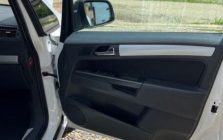 Opel Zafira B, 2011 год, 850 000 рублей, 12 фотография