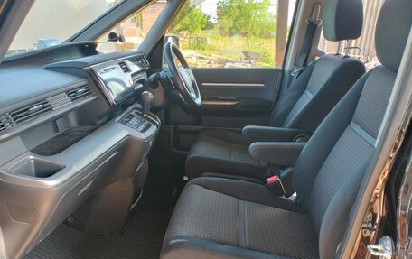 Honda Stepwgn IV, 2016 год, 1 750 000 рублей, 13 фотография