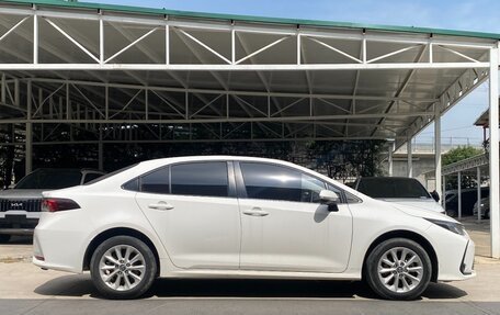 Toyota Corolla, 2021 год, 1 340 000 рублей, 4 фотография