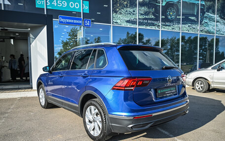 Volkswagen Tiguan II, 2021 год, 2 249 000 рублей, 8 фотография