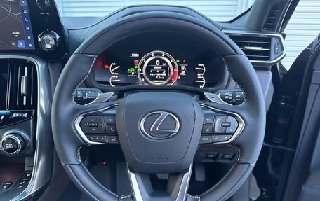 Lexus LX, 2024 год, 16 740 000 рублей, 9 фотография