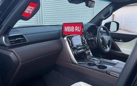 Lexus LX, 2024 год, 16 740 000 рублей, 11 фотография