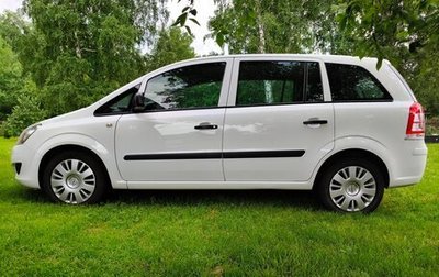 Opel Zafira B, 2011 год, 835 000 рублей, 1 фотография